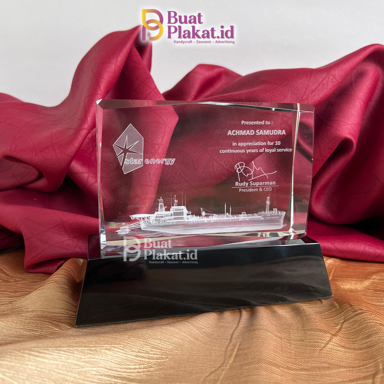 Plakat Kristal Penghargaan Star Energy