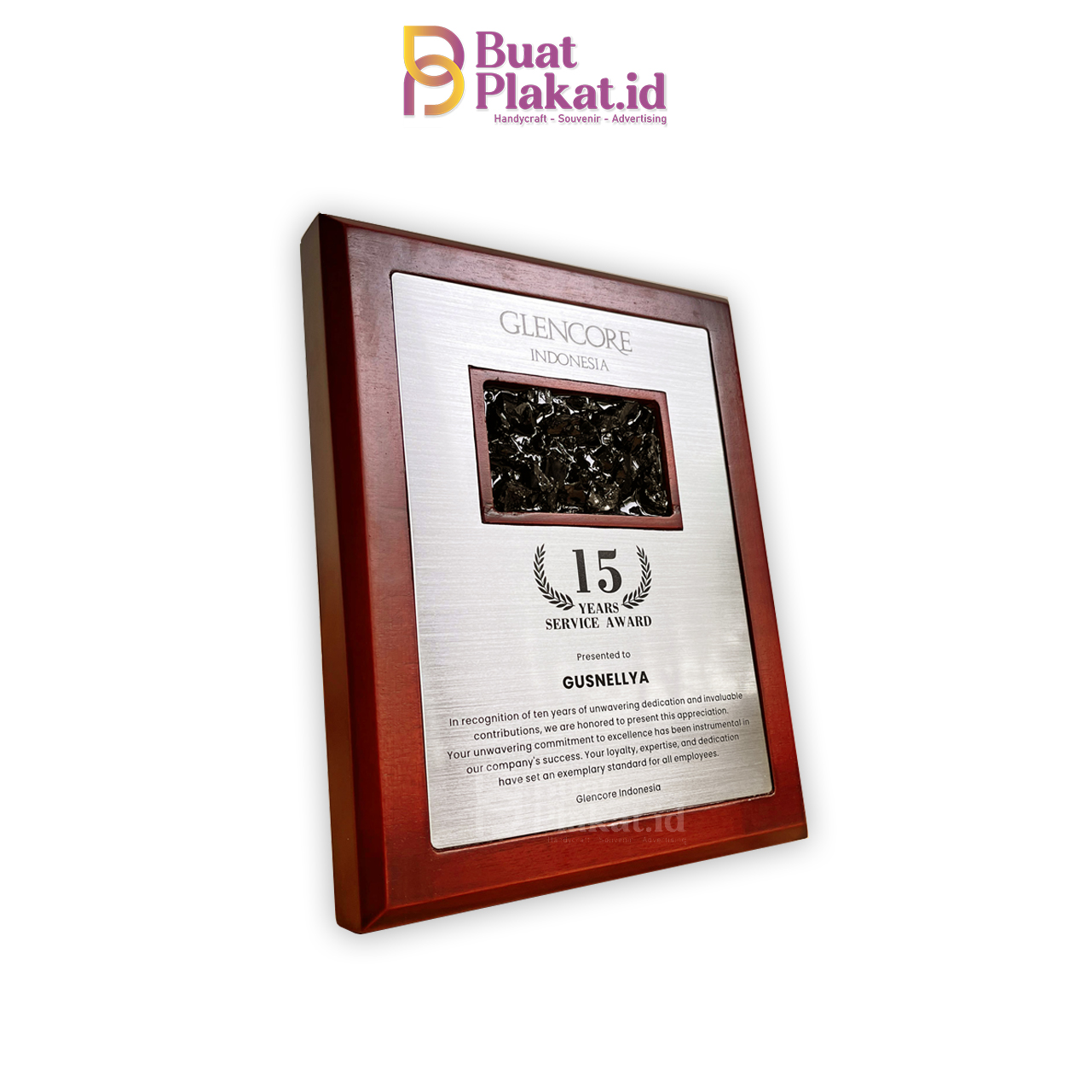 Plakat Kayu Glencore Indonesia Service Award