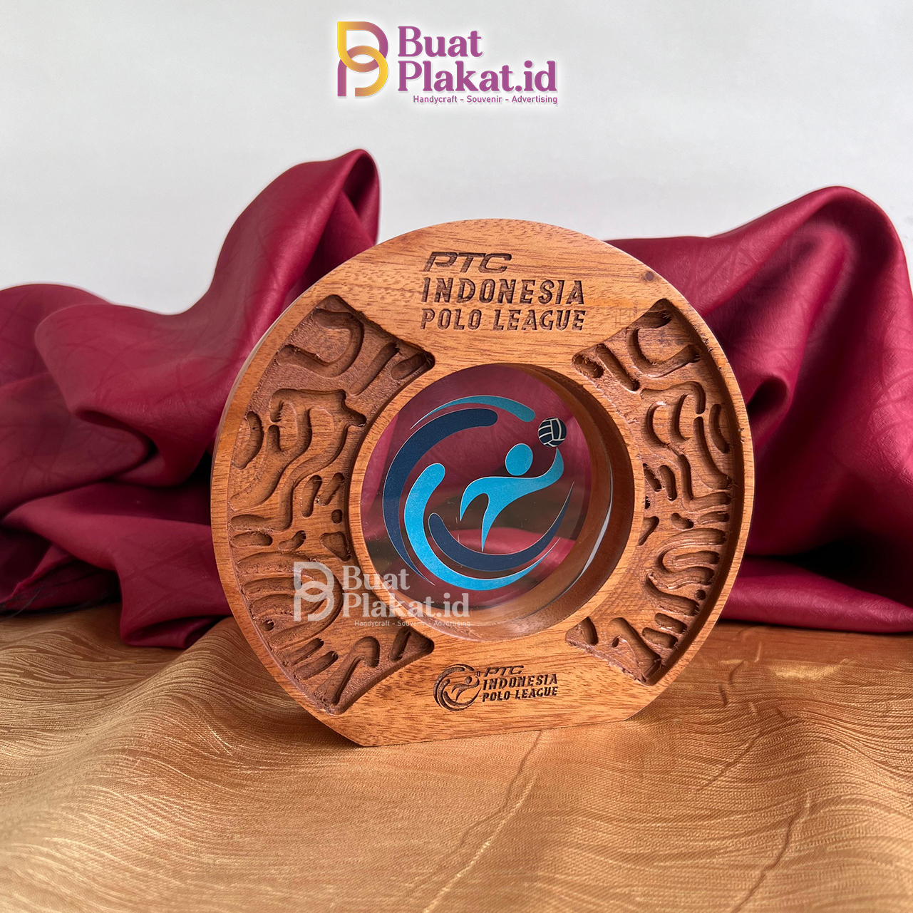 Plakat Kayu Ukir Polo League