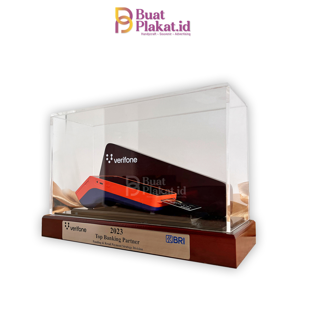 Plakat Akrilik Top Banking Partner BRI